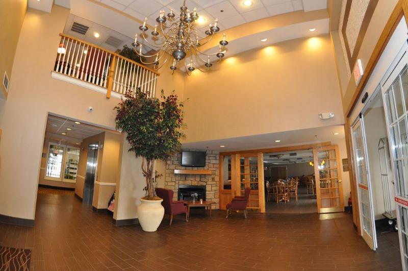 Comfort Inn & Suites Sturbridge-Brimfield Exteriör bild